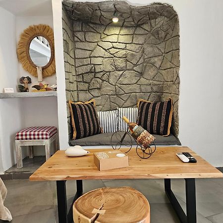 אויה Aqua & Terra Traditional Cave Houses מראה חיצוני תמונה